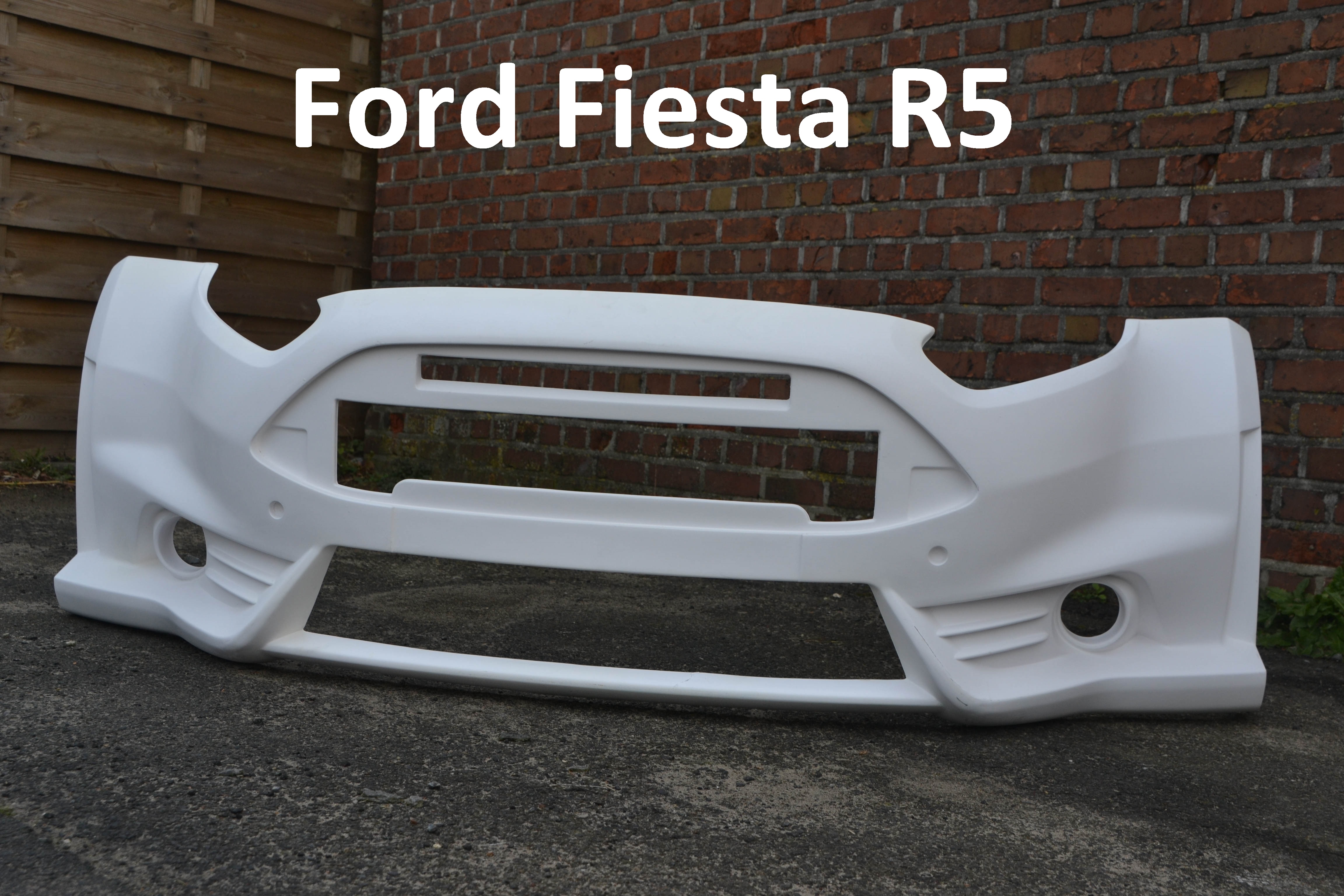 afbeelding van ford fiesta R5 ailes avant, R5 ailes,ford fiesta R5 pares choc, R5 pares choc, ford fiesta R5 bas de caisse,R5 bas de caisse, bouclier R5, bouclier ford fiesta R5, R5 bouclier,ford fiesta R5 body kit, ford fiesta R5 wide body, R5 wide body, R5 body kit